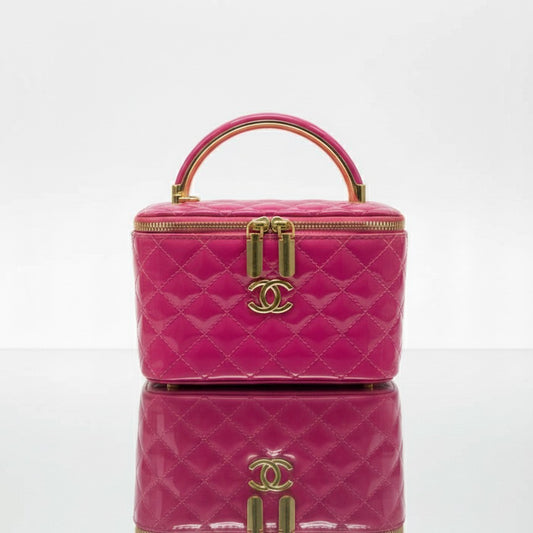 The Quilted Small Top Handle Vanity Case With Chain