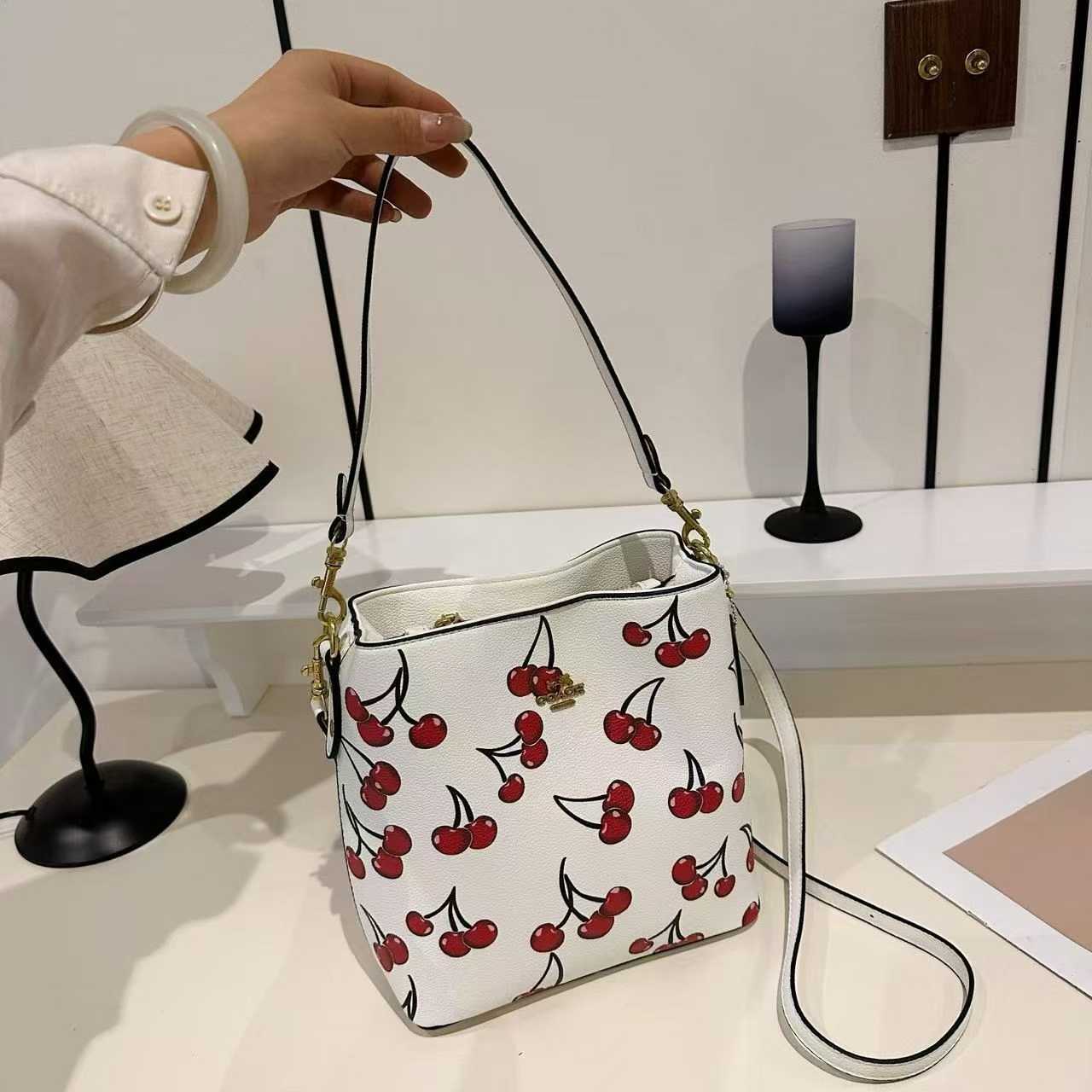 Bucket Bag Floral Print (With Box)
