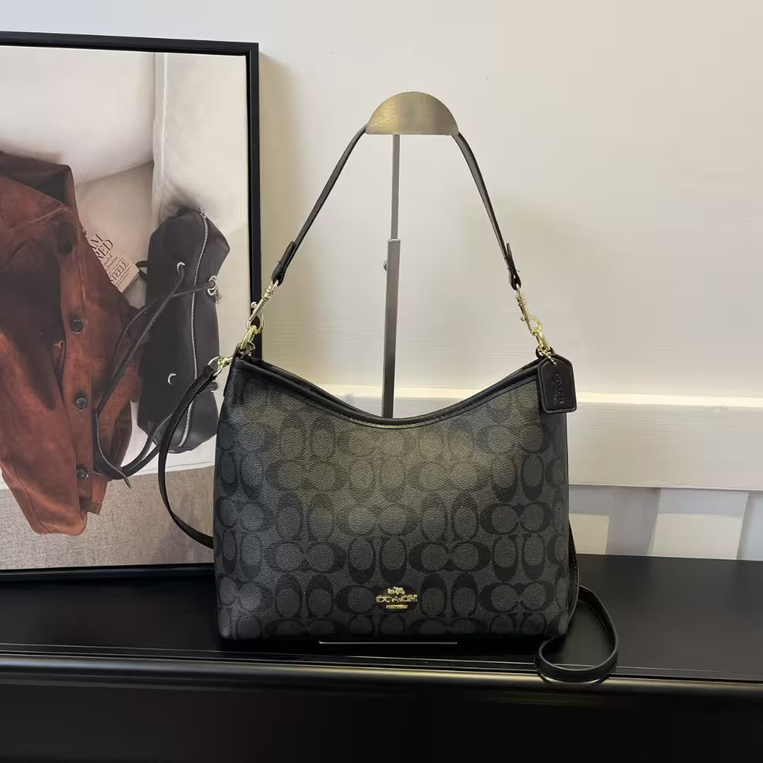 The Classic Shoulder Bag